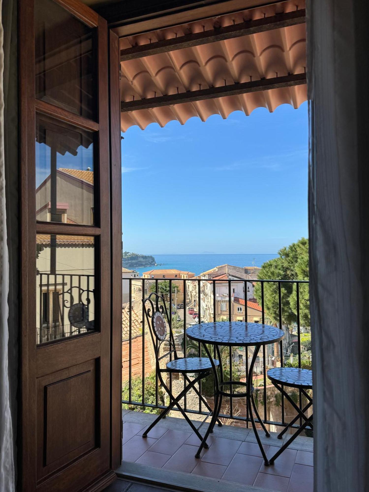 B&B Rivellini Tropea Exterior foto
