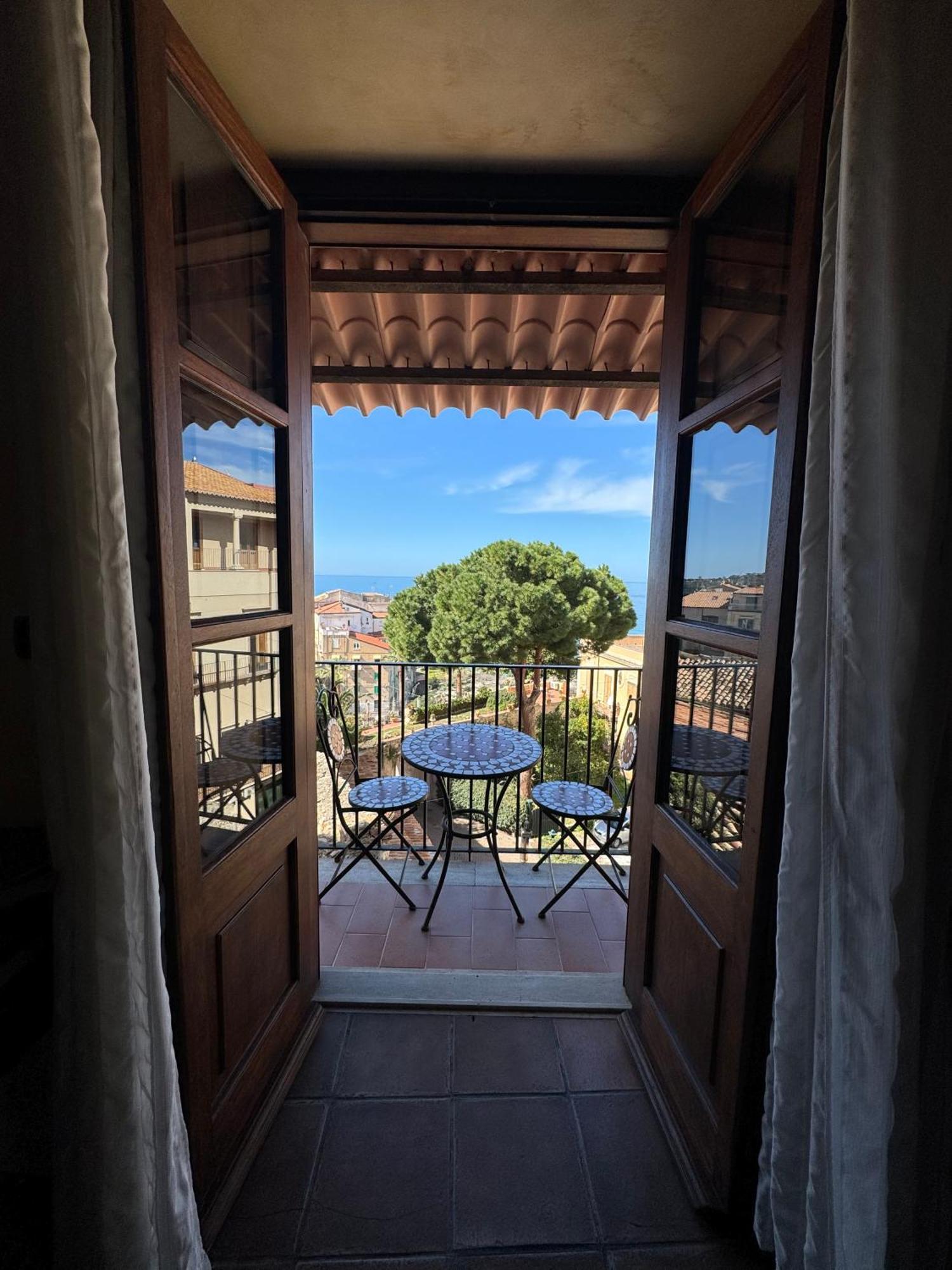 B&B Rivellini Tropea Exterior foto