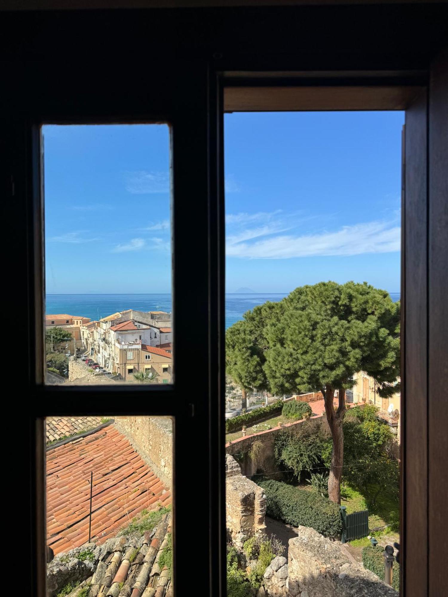 B&B Rivellini Tropea Exterior foto